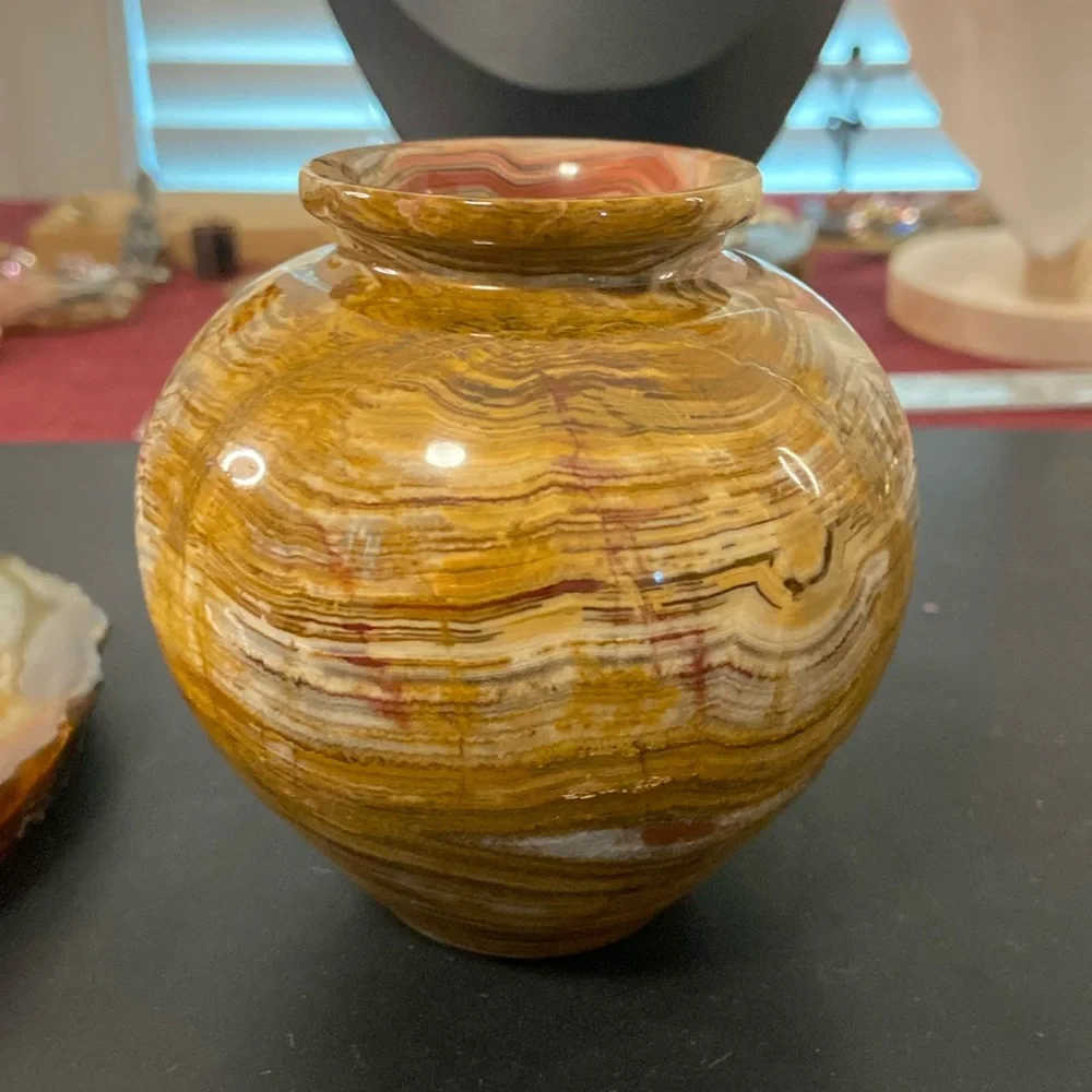 Natural stone vase colorful 4” tall Guc